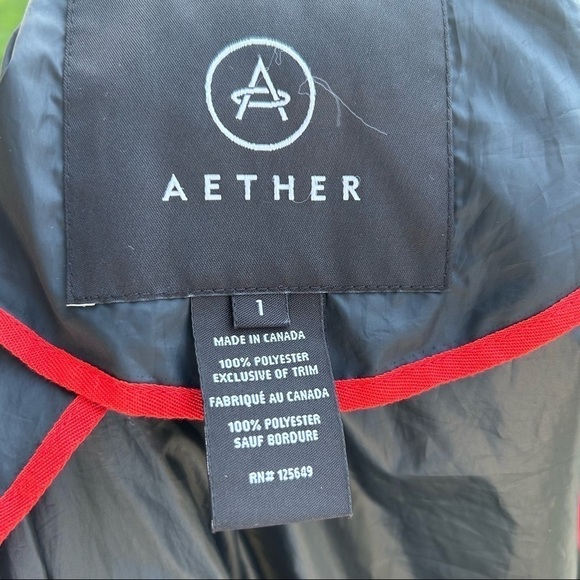 Aether Apparel | Lightweight Windbreaker | Black | Size 1 / XS - Picture 6 of 9